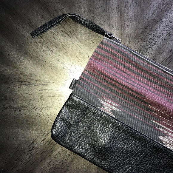 pistil Have We Met? Clutch Western Print - Picture 3 of 6